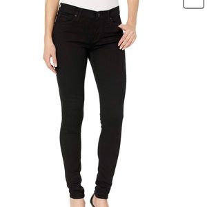 🖤🖤 Nico midrise super skinny Hudson black jean -Size 29 🖤🖤 Dark Black Color